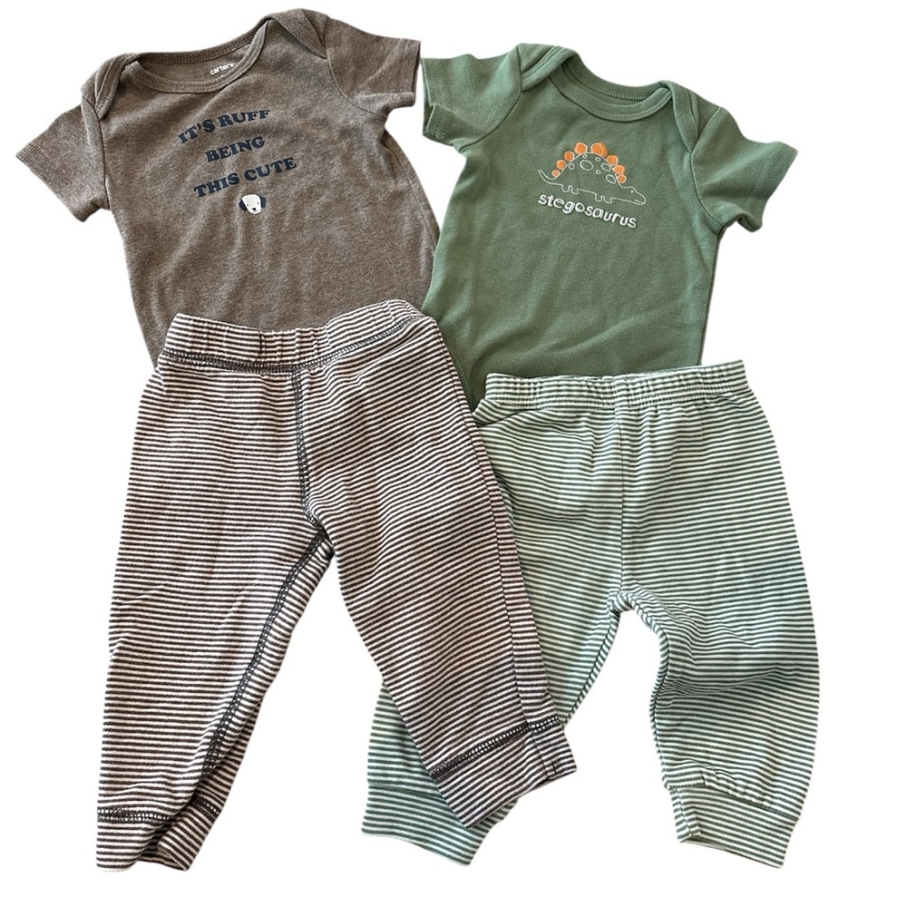 Carter’s matching bodysuits set baby’s size 9 months